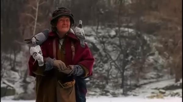 doamna cu porumbeii din filmul singur acasa a facut o marturisire tragica