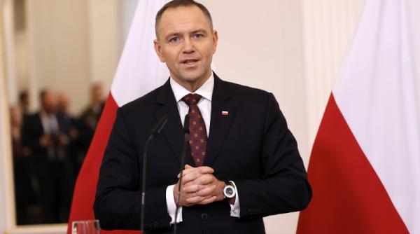 karol nawrocki aparitie inedita alaturi de fiul sau antoni in ajunul craciunului video