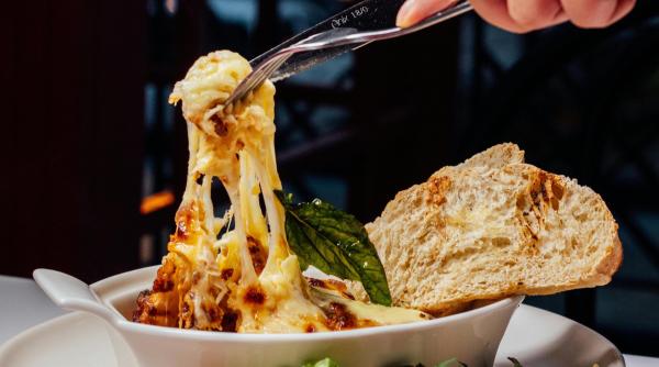 chimistul radu fierascu la antimit despre plastic e uri si apa ce e bun si ce e rau