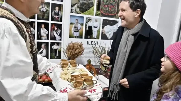 nicusor dan surprins in satul ileni din brasov frunza verde de frifoi presedintele i la noi video