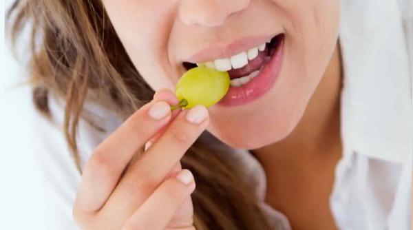 de ce se mananca 12 boabe de strugure la miezul noptii de revelion