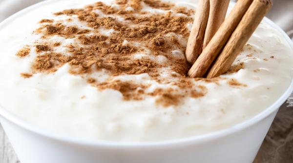 orez cu lapte reteta greceasca cum prepari rizogalo