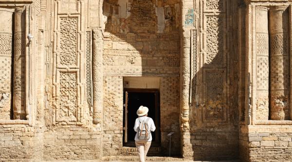 cum sa traiesti o experienta autentica in uzbekistan printr o excursie ghidata