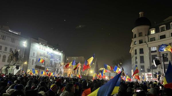 doua proteste in desfasurare in bucuresti ce scandeaza oamenii live text