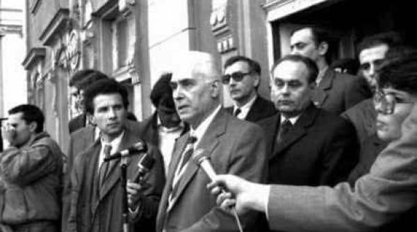 pnl marcheaza 36 de ani de la intoarcerea pe scena politica