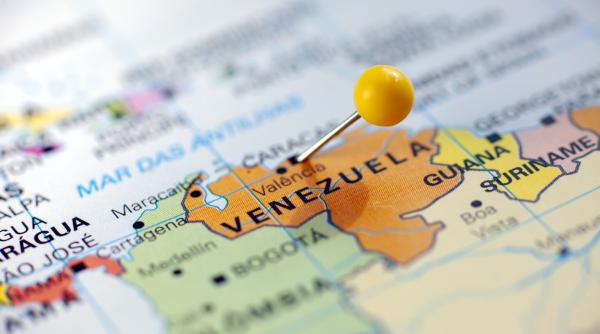 sua au inceput vanzarea de petrol venezuelean prima tranzactie a fost de 500 de milioane de dolari