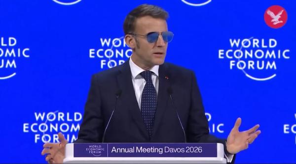 povestea din spatele ochelarilor de soare purtati de emmanuel macron la davos