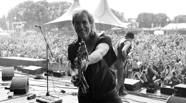 a murit francis buchholz fostul basist al trupei germane scorpions