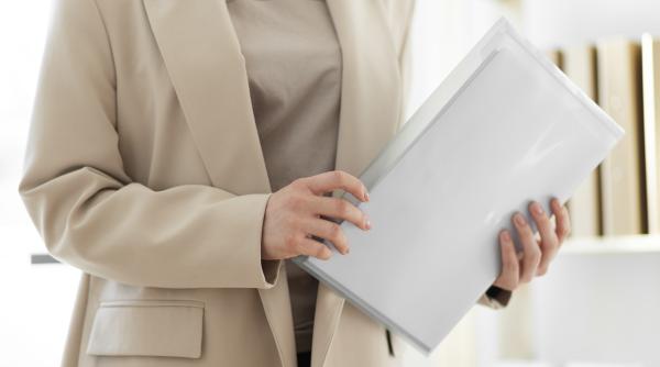 ambasadoarea lavinia ochea a primit titlul de cetatean de onoare al judetului teleorman