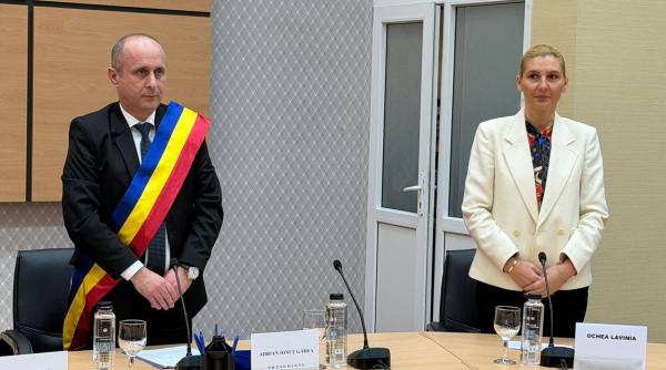 ambasadoarea lavinia ochea a primit titlul de cetatean de onoare al judetului teleorman