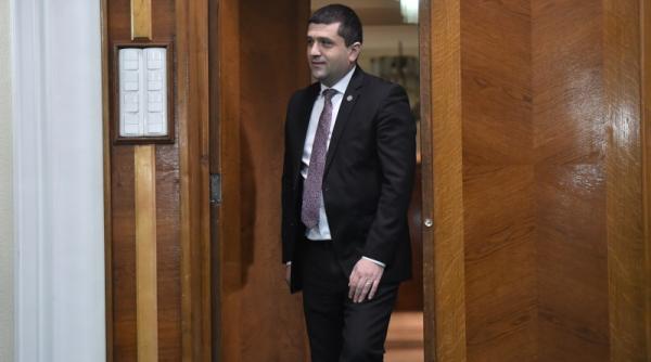 vulpescu il acuza pe miruta de comunism rezidual