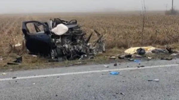 sase persoane au murit pe loc dupa un accident in timis autotren autocisterna microbuz si autoturism implicate