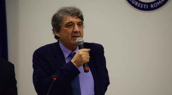 intr o lume a fake news ului universitatea formeaza gandire critica compas raspunsul educatiei la haosul informational