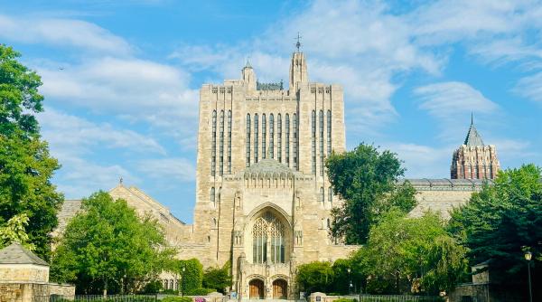 o universitate din ivy league va oferi scolarizare gratuita familiilor cu venituri sub 200 000 de dolari