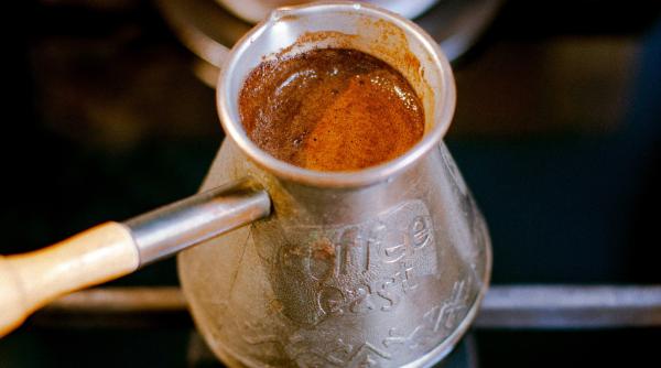 turkish coffee sau cum sa ti incepi weekendul cu o cafea autentica reteta de cafea turceasca pas cu pas