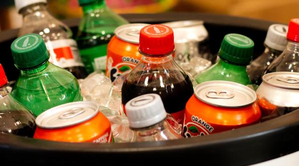 cat zahar se afla intr o doza de suc nutritionistul mihaela bilic comparatia care te va surprinde video