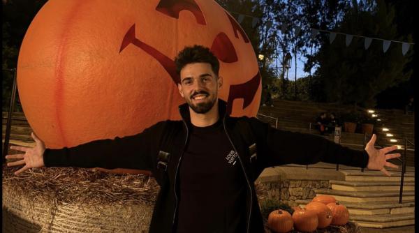 lucas fiul consilierei locale alina sperlea batut cu pari de doi fotbalisti de la poli timisoara acesti huligani l au nenorocit