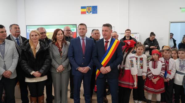 in dambovita se continua investitia in educatia tinerelor generatii