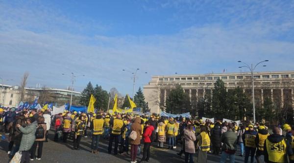 protest in fata guvernului sindicalistii din educatie prima actiune din acest an