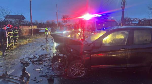 accident frontal in judetul galati pe dn 26 cinci raniti inclusiv un minor dupa o manevra pe contrasens