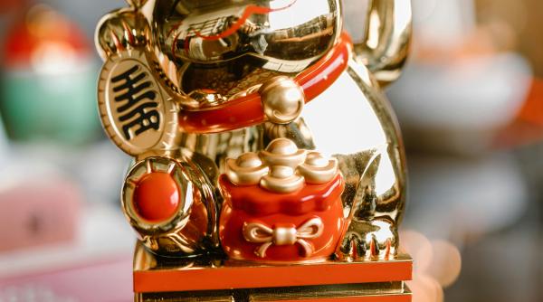 incepe anul nou chinezesc anul calului de foc cinci zodii se imbogatesc si nu discret