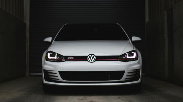 industria auto europeana cere protectie sefii stellantis si volkswagen propun un bonus made in europe