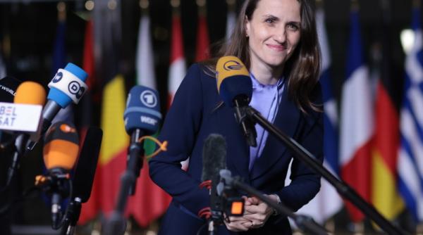 explicatia simpla de ce nu are ce cauta oana toiu la externe mie mi au trebuit 5 ani pana m au acceptat la masa