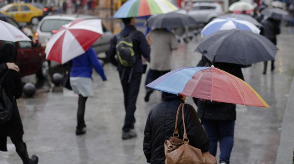 vremea extrema loveste din nou europa zboruri anulate in germania avertizari de inundatii in regatul unit