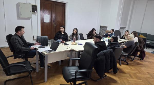 compas comunicarea primul pas spre succes intalniri aplicate idei concrete si lectii care depasesc teoria