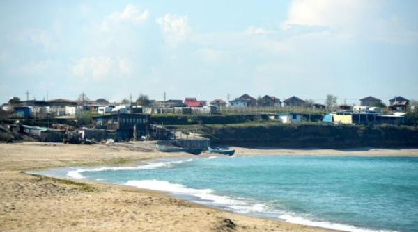 Alertă la Mamaia: Fragmente de dronă, găsite pe plajă