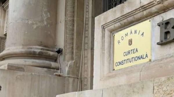 Stelian Ion, fost ministru USR al Justiției, reacție după amânarea CCR pe pensiile magistraților: „Cinism şi dispreţ faţă de 90% dintre români”