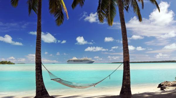 exact travel lanseaza editia februarie a targului de turism online reduceri de pana la 500 euro persoana pentru primele 5 locuri din fiecare program