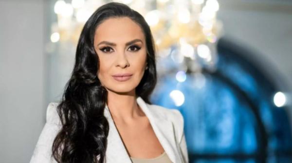 alexandra pacuraru functie de conducere in aur ma provoaca sa ies cu replici la toate mizeriile