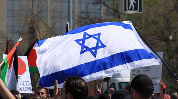 criza de identitate fara precedent tot mai multi evrei critica dur politicile israelului dupa izbucnirea razboiului din gaza