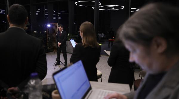 marile intrebari privind decizia lui nicusor dan de a merge in sua pentru consiliul pacii roberto musneci si adrian zuckerman analiza unei miscari cu miza transatlantica