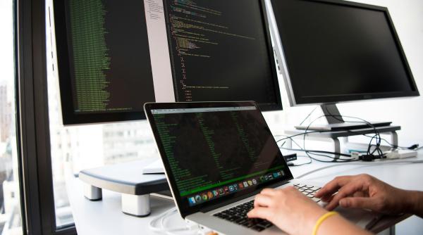 ministerul investitiilor si proiectelor europene face angajari cat e salariul vezi daca te califici