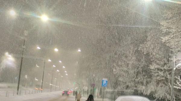 cod galben de vant puternic ninsori si viscol in 16 judete si bucuresti pana duminica dimineata
