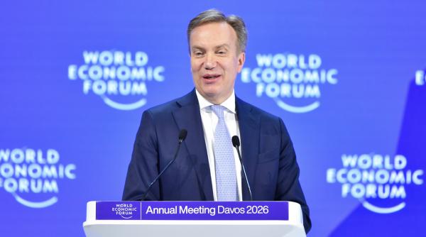 presedintele forumului economic mondial a demisionat dupa ce s a aflat despre legaturile sale cu pedofilul jeffrey epstein