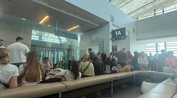 vesti importante pentru cei care trebuiau sa zboare din orientul mijlociu spre europa dar au zboruri anulate ce primesc de la companiile aeriene