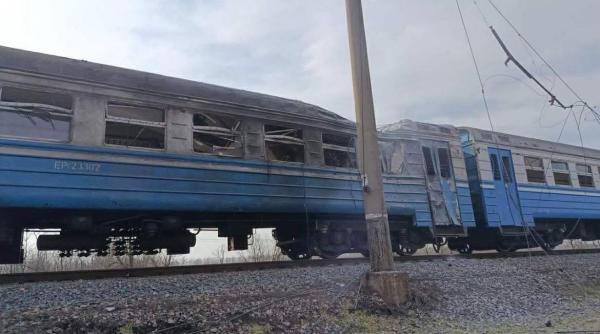 rusia loveste un tren de navetisti din ucraina un mort si alti sapte raniti printre care si copii