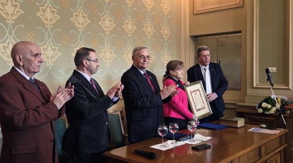 doina banciu presedintele academiei oamenilor de stiinta din romania comandor al ordinului militar de romania