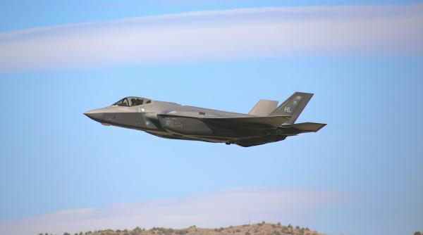 misiune unica a celebrului avion f 35i adir in razboiul cu iranul e prima data in istorie cand se intampla asa ceva video