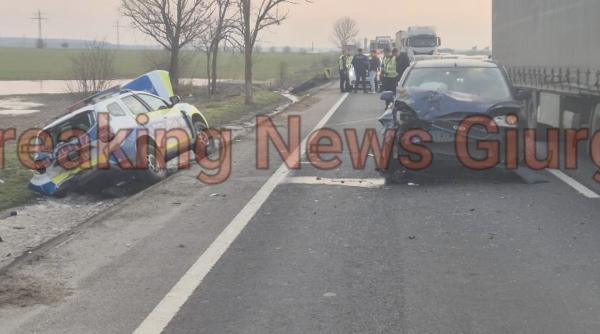 accident grav in calugareni giurgiu politistii au vrut sa l opreasca dar a intrat direct in ei doua persoane incarcerate