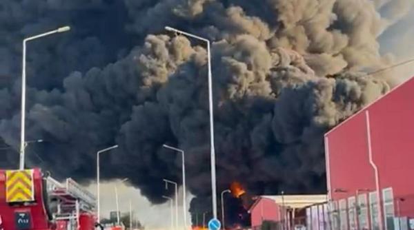 incendiu puternic la o fabrica de polistiren din arad a fost emis mesaj ro alert