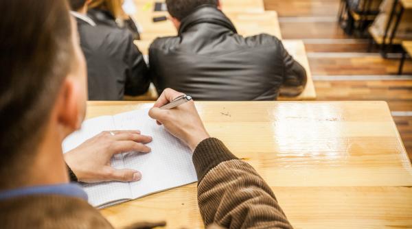 inteligenta artificiala schimba regulile universitatea nu va mai detine monopolul cunoasterii