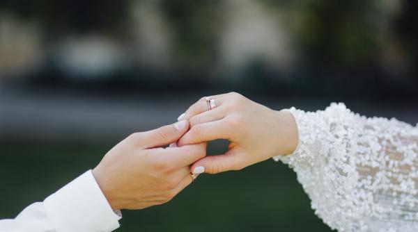 o femeie din suceava cercetata penal dupa ce s a recasatorit inainte sa divorteze