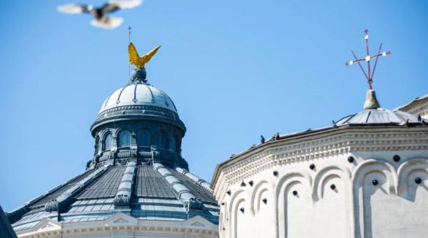 patriarhia romana precizari privind savarsirea slujbelor liturgice dedicate sarbatorii invierii domnului si desfasurarea procesiunii de florii