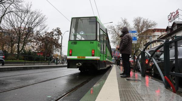 barbat lovit de tramvai in capitala dupa ce a traversat prin loc nepermis