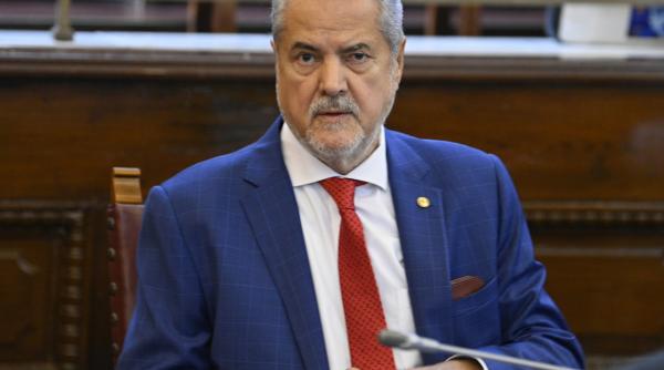 este suficient o scanteie ca sa arunce totul in aer in romania adrian nastase alerta din societate acesta este lucrul cel mai grav