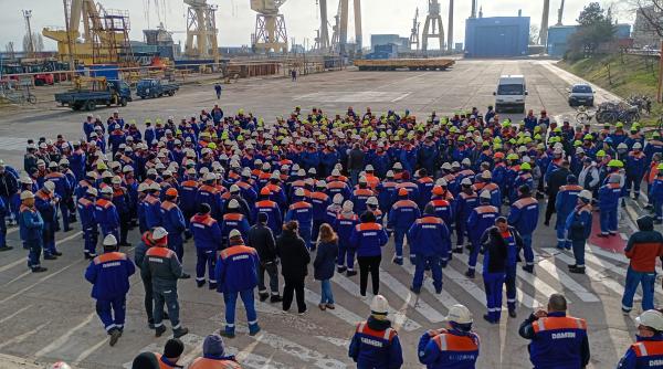 angajatii santierului naval mangalia continua protestele pentru a doua zi consecutiva